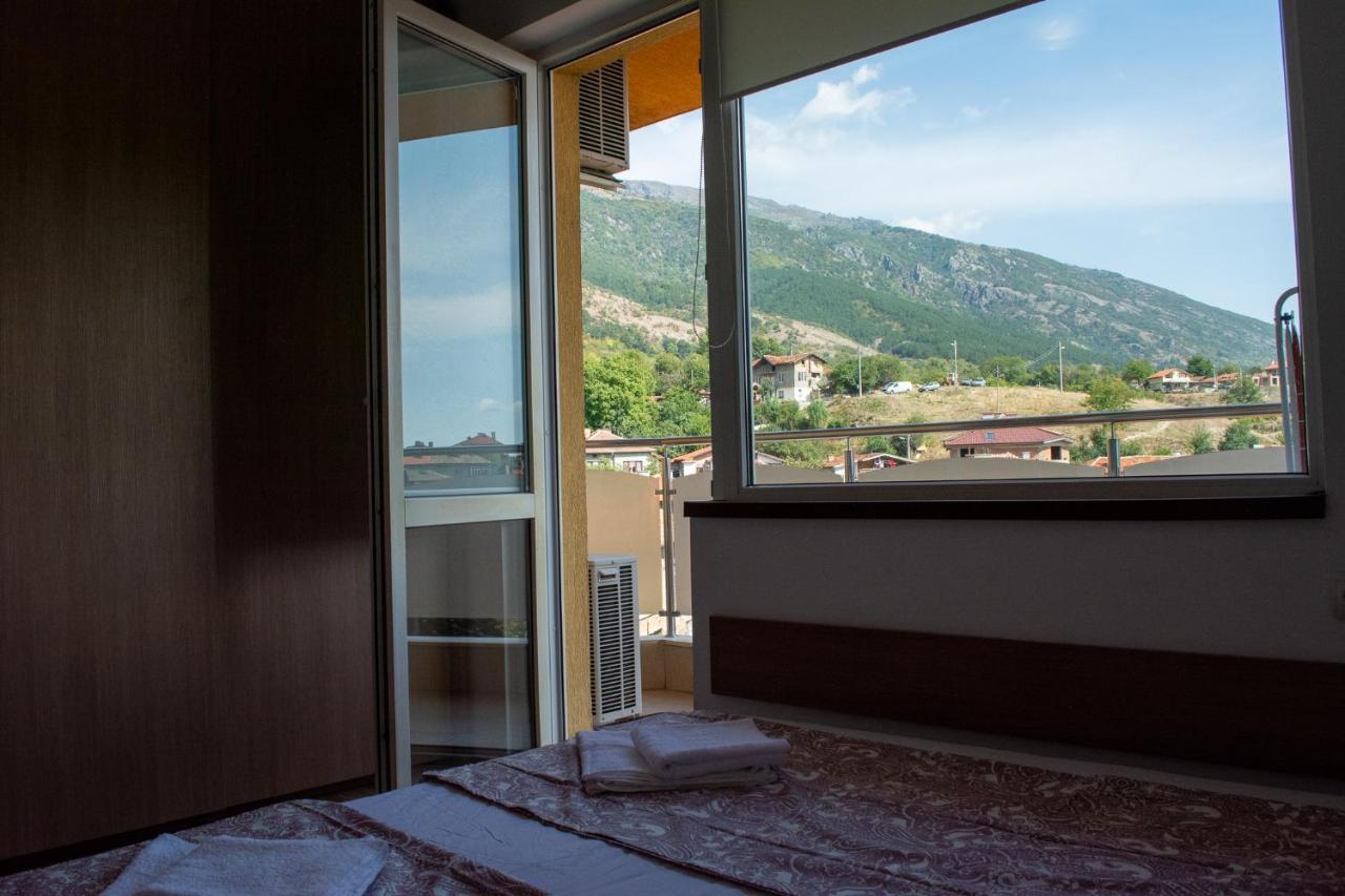 Central Apartment Mountain View كارلوفو المظهر الخارجي الصورة